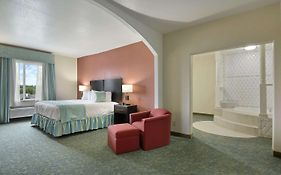 Ramada By Wyndham South Waco
